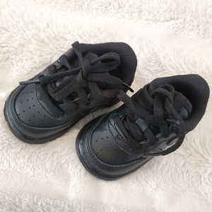 NIKE AIR FORCE 1 BLACK, Baby/toddler size 3C NEW